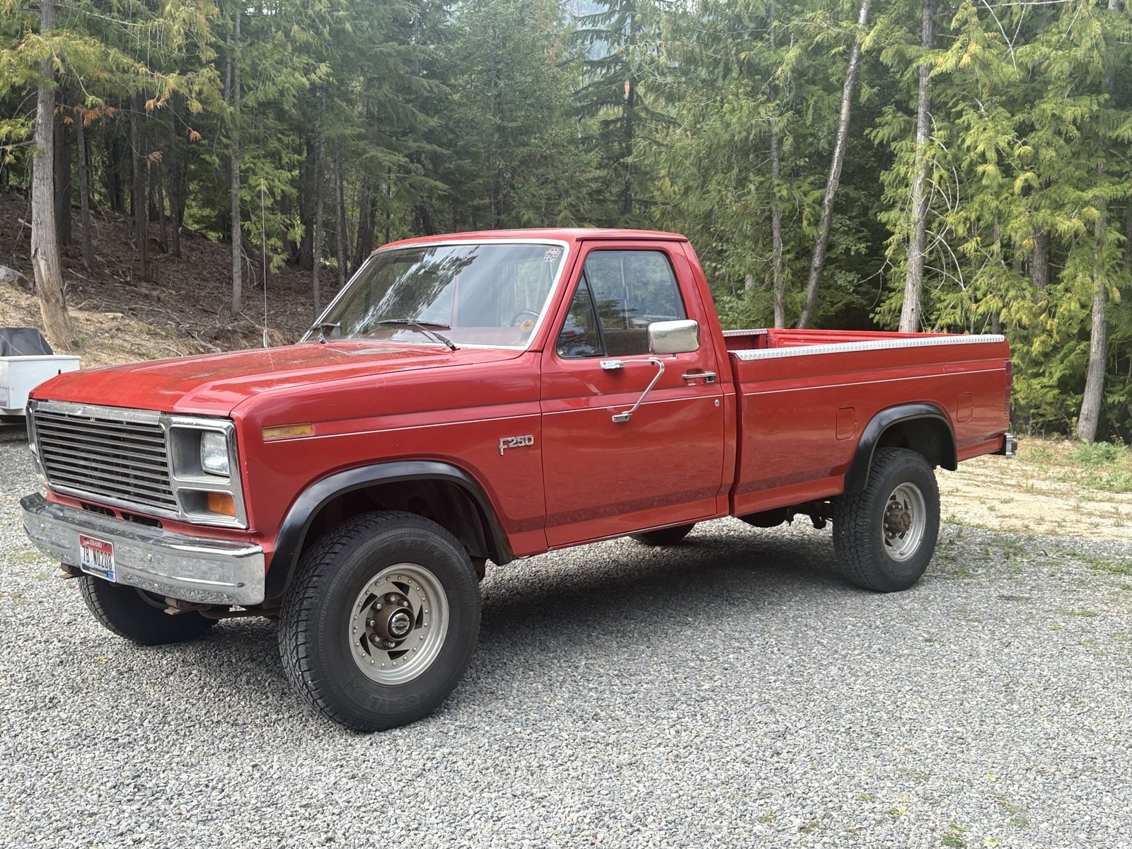 Ford-F-250-1985-6