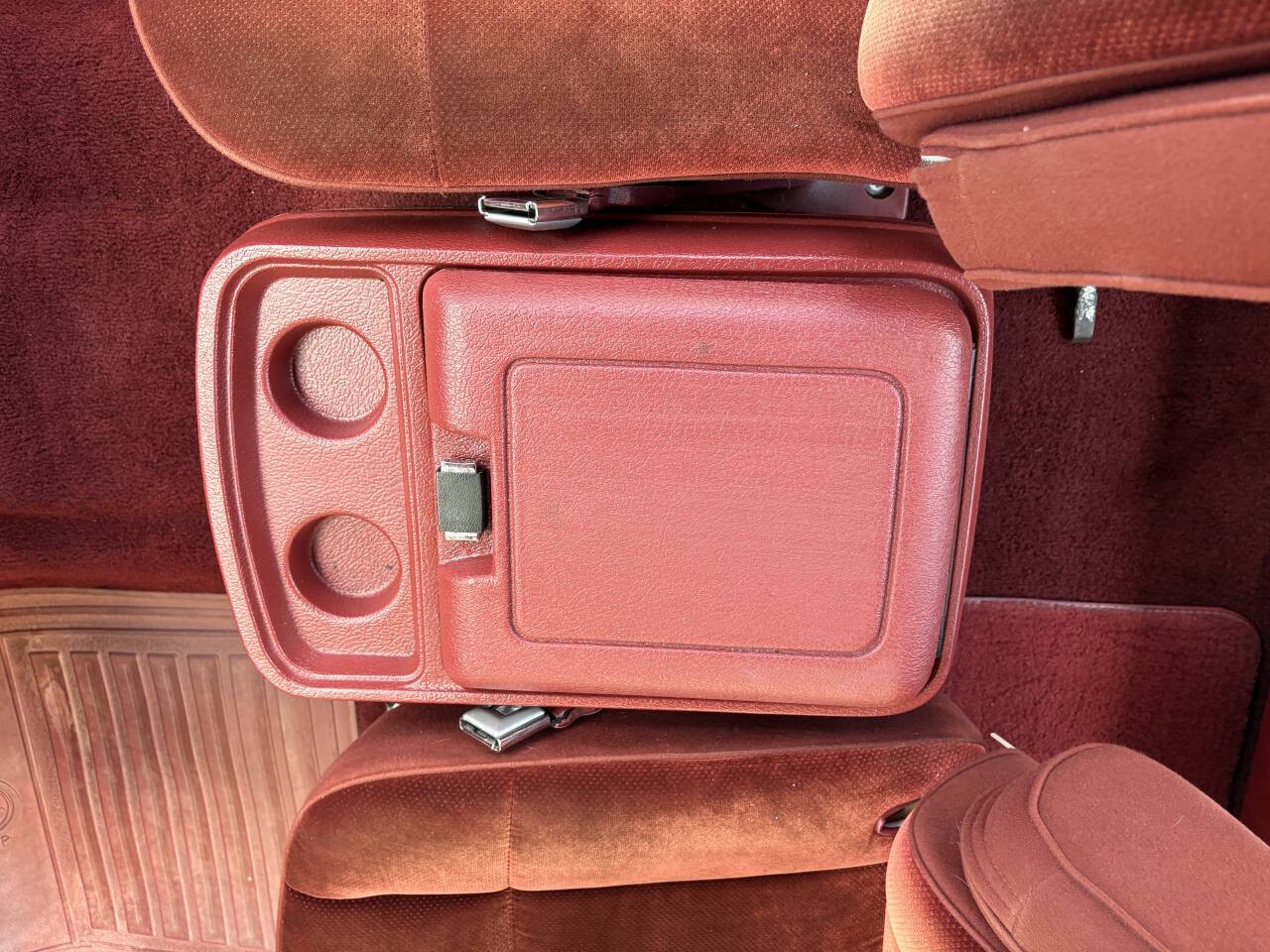 Ford-F-250-1985-Extended-Cab-Pickup-15