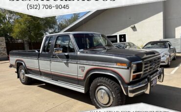 Ford-F-250-1985-Extended-Cab-Pickup