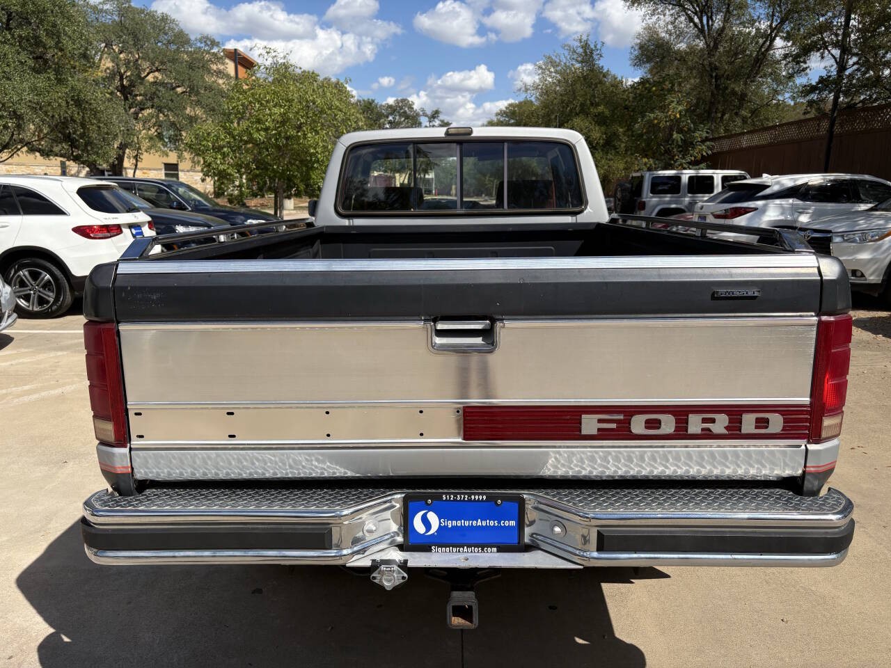 Ford-F-250-1985-Extended-Cab-Pickup-4