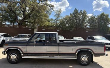 Ford-F-250-1985-Extended-Cab-Pickup-6