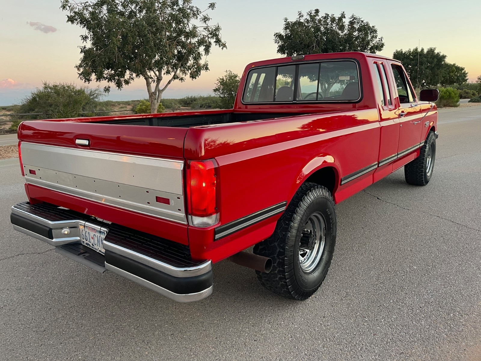 Ford-F-250-1988-13