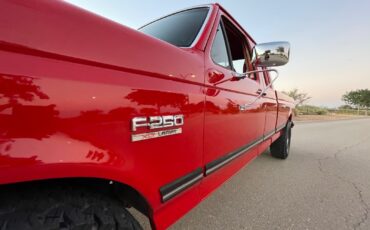 Ford-F-250-1988-16
