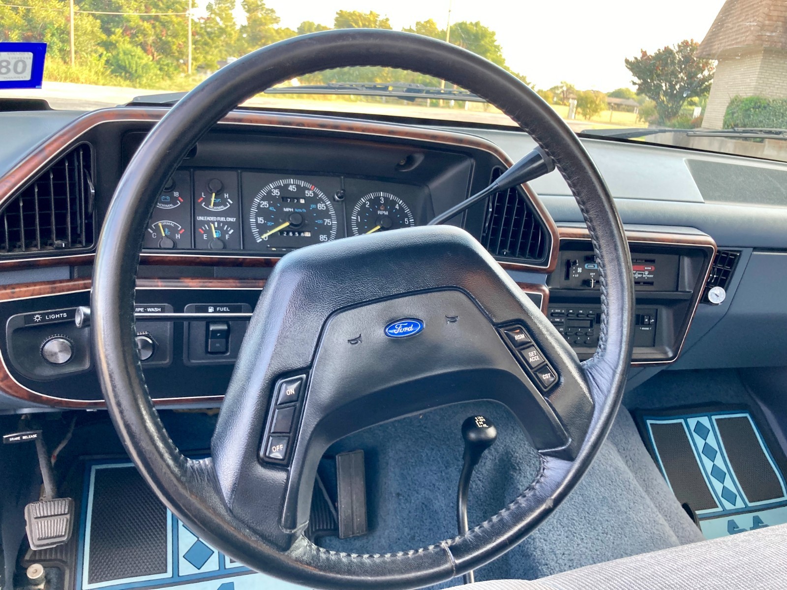 Ford-F-250-1991-Standard-Cab-Pickup-8