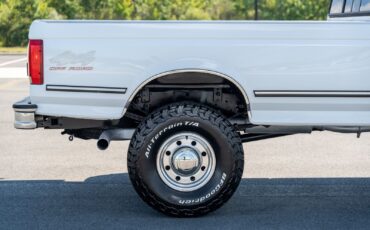 Ford-F-250-1995-Pickup-Truck-13