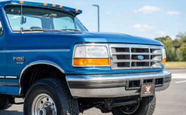 Ford-F-250-1995-Pickup-Truck-18