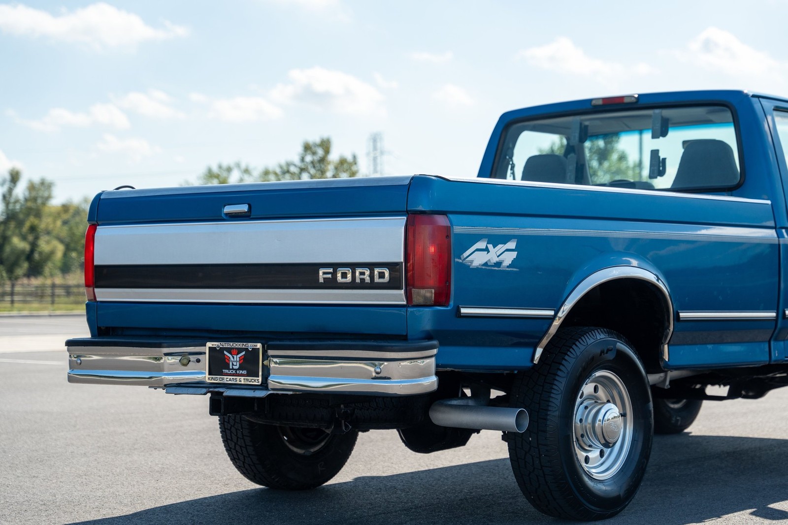Ford-F-250-1995-Pickup-Truck-22