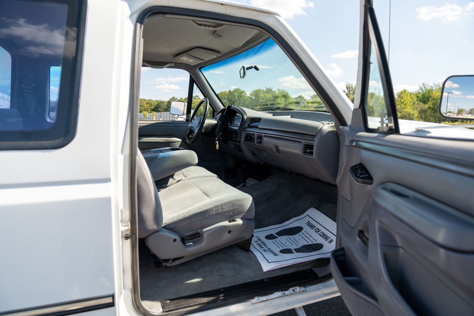 Ford-F-250-1995-Pickup-Truck-29
