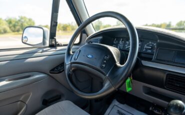 Ford-F-250-1995-Pickup-Truck-37