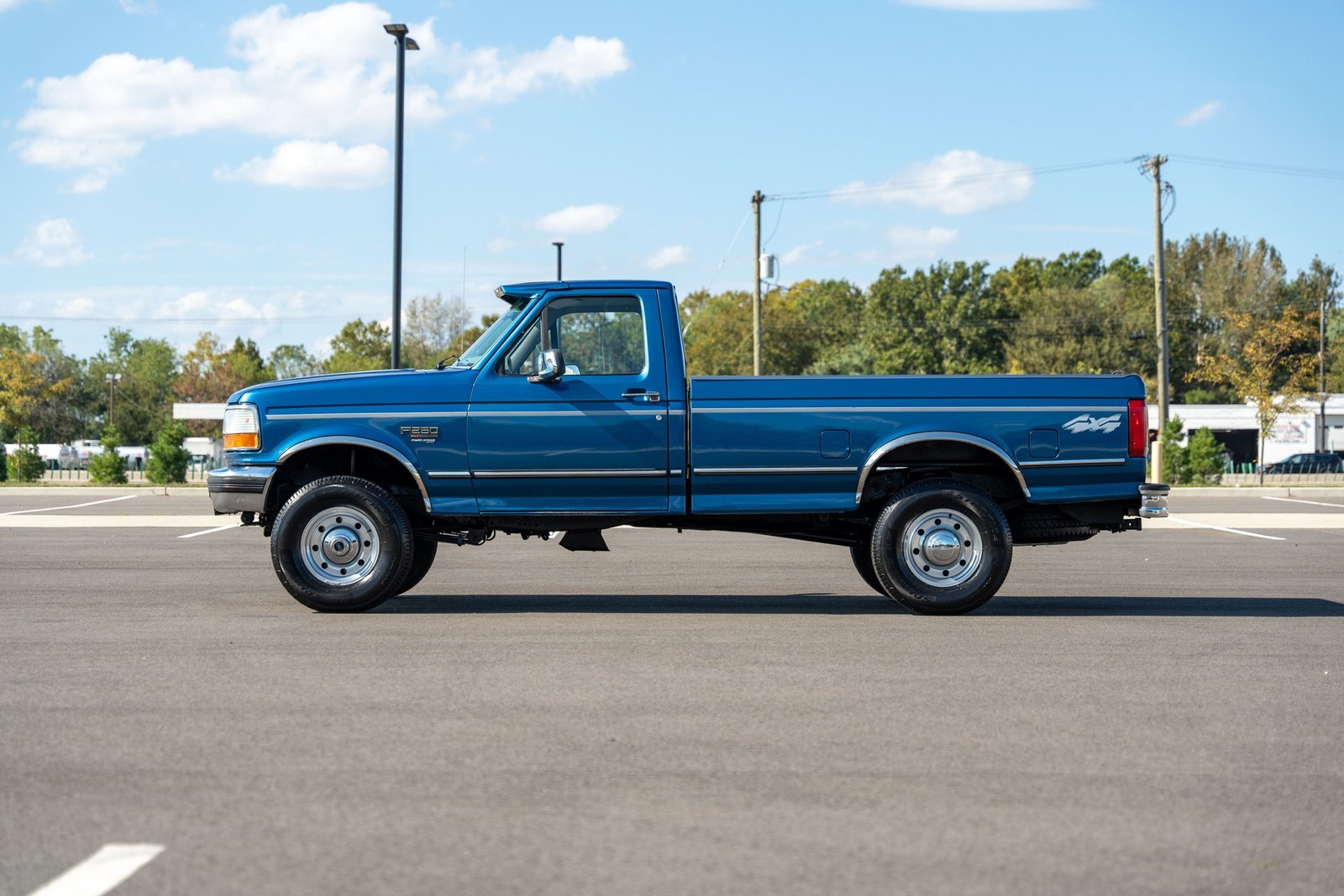 Ford-F-250-1995-Pickup-Truck-6