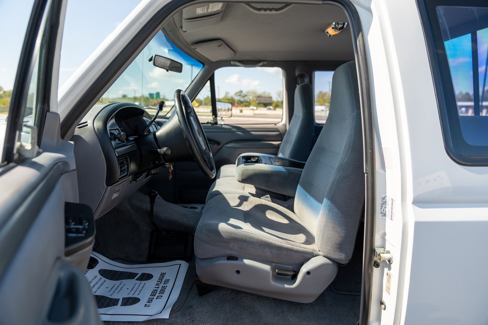 Ford-F-250-1995-Pickup-Truck-6