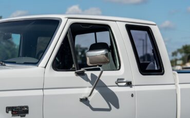 Ford-F-250-1995-Pickup-Truck-8
