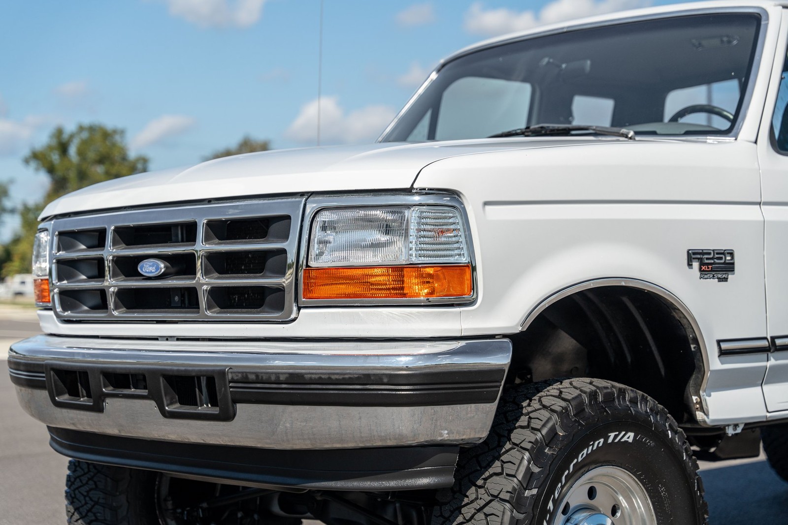 Ford-F-250-1995-Pickup-Truck-9