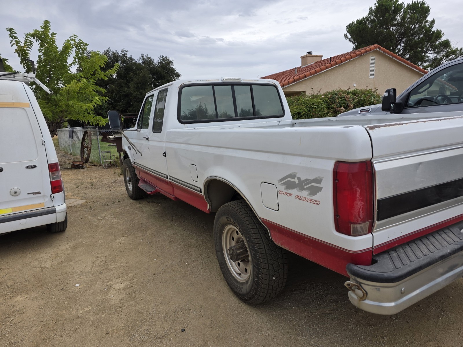 Ford-F-250-1996-Extended-Cab-Pickup-1
