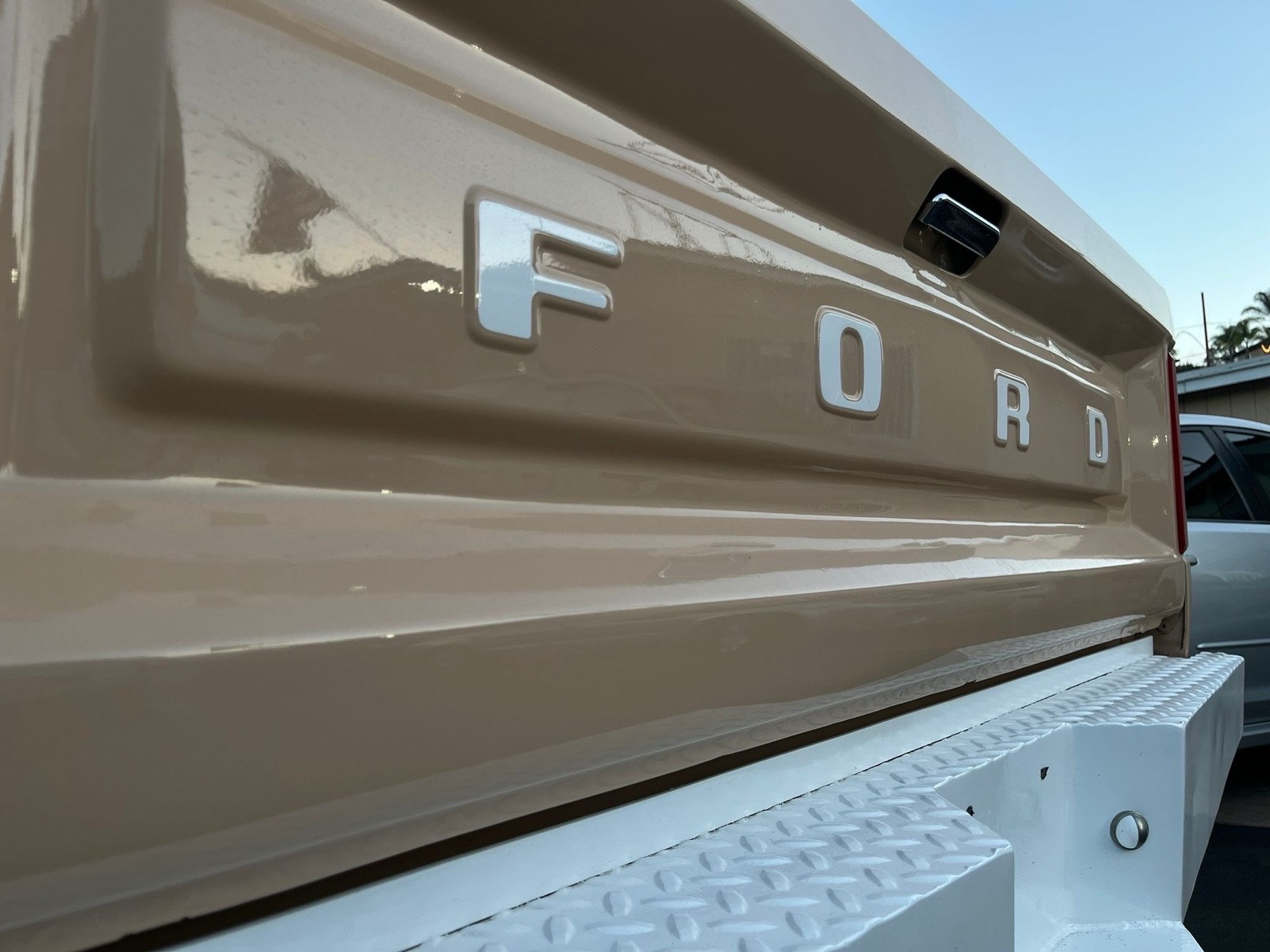 Ford-F-350-1984-4