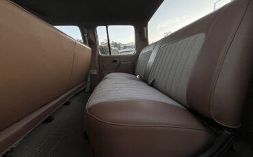 Ford-F-350-1984-8