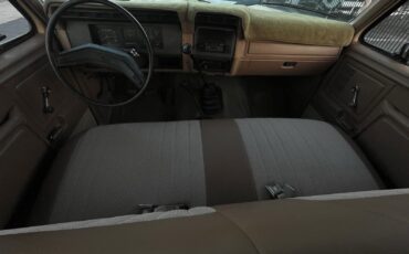 Ford-F-350-1984-9
