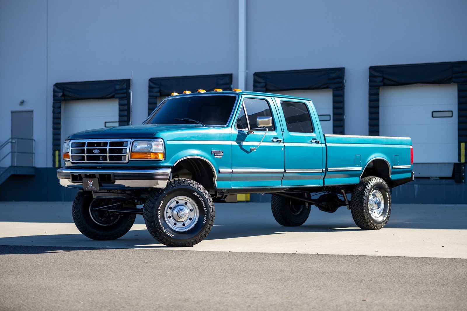 Ford-F-350-1994-Pickup-Truck-1