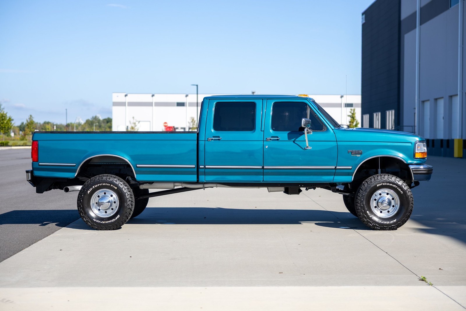 Ford-F-350-1994-Pickup-Truck-14