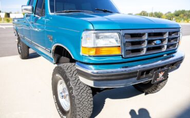 Ford-F-350-1994-Pickup-Truck-24