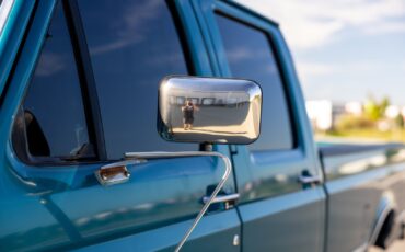 Ford-F-350-1994-Pickup-Truck-28