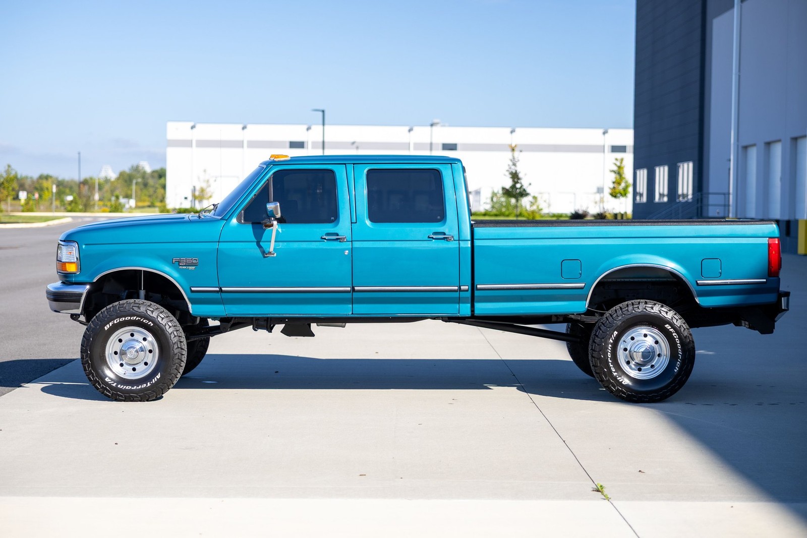 Ford-F-350-1994-Pickup-Truck-8