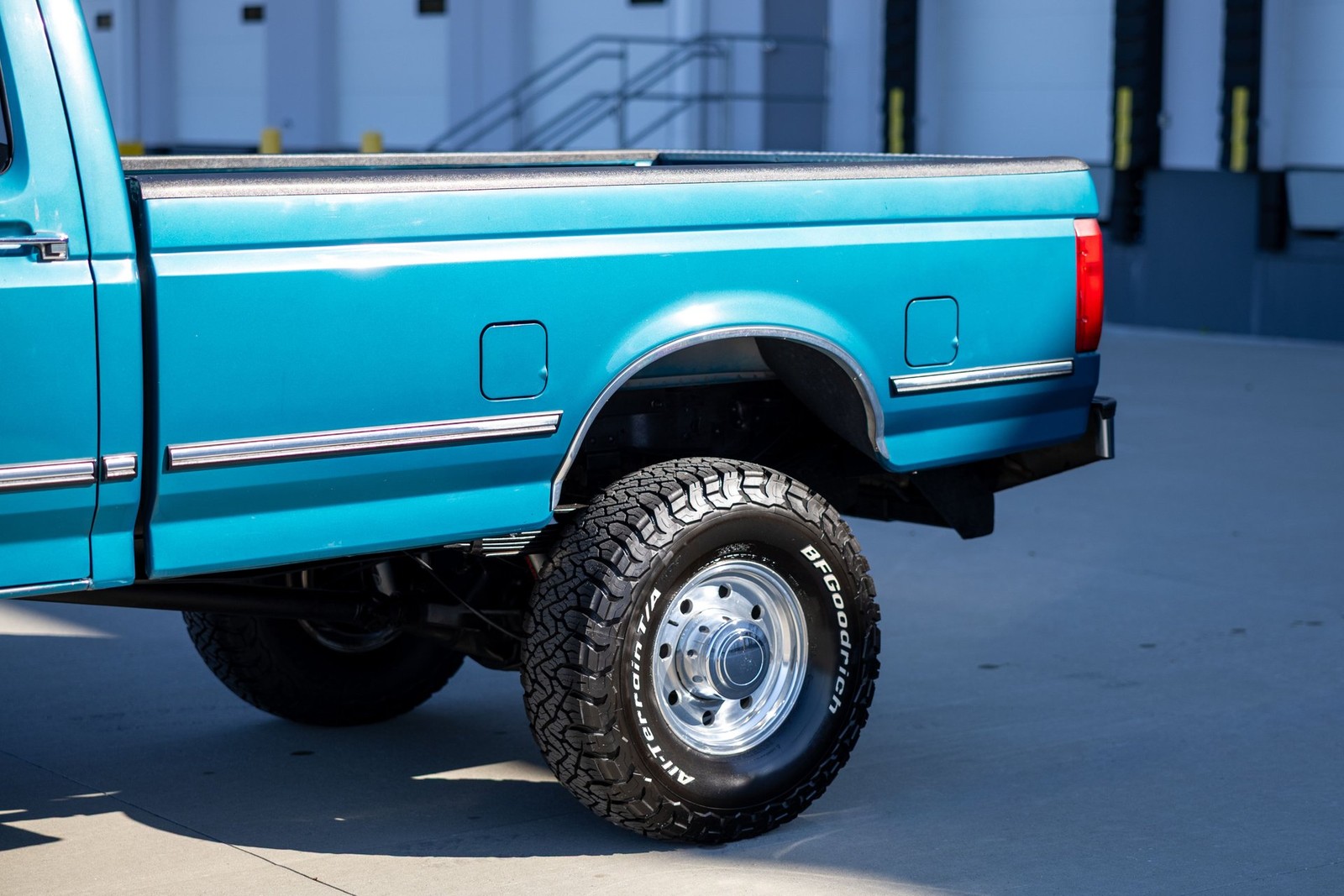 Ford-F-350-1994-Pickup-Truck-9