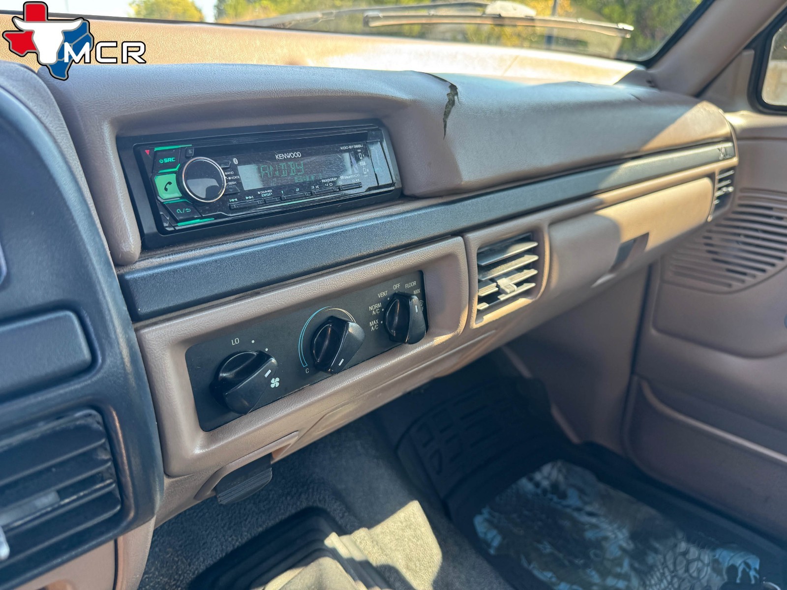 Ford-F-350-1996-Standard-Cab-Pickup-21