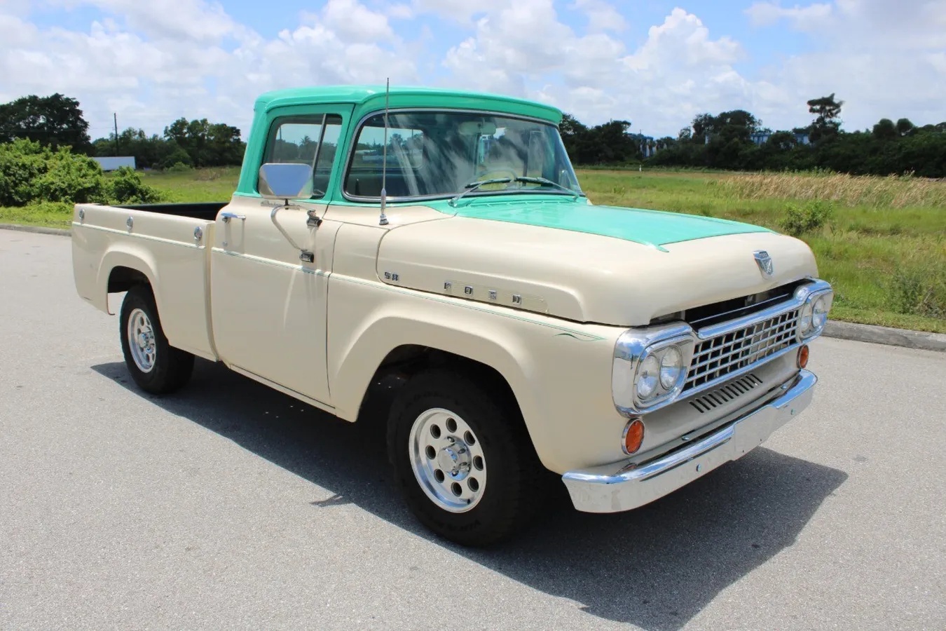 Ford-F-series-1958-Cream-And-Teal-Cream-And-Teal-16
