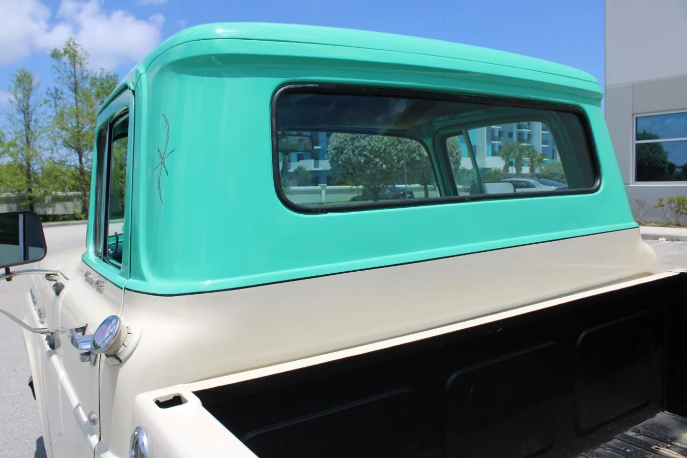 Ford-F-series-1958-Cream-And-Teal-Cream-And-Teal-3