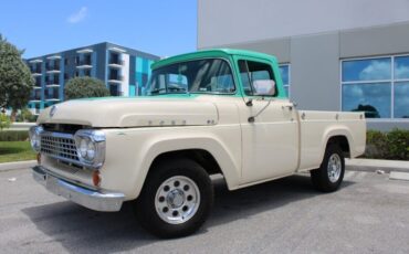 Ford-F-series-1958-Cream-And-Teal-Cream-And-Teal