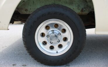 Ford-F-series-1958-Cream-And-Teal-Cream-And-Teal-4