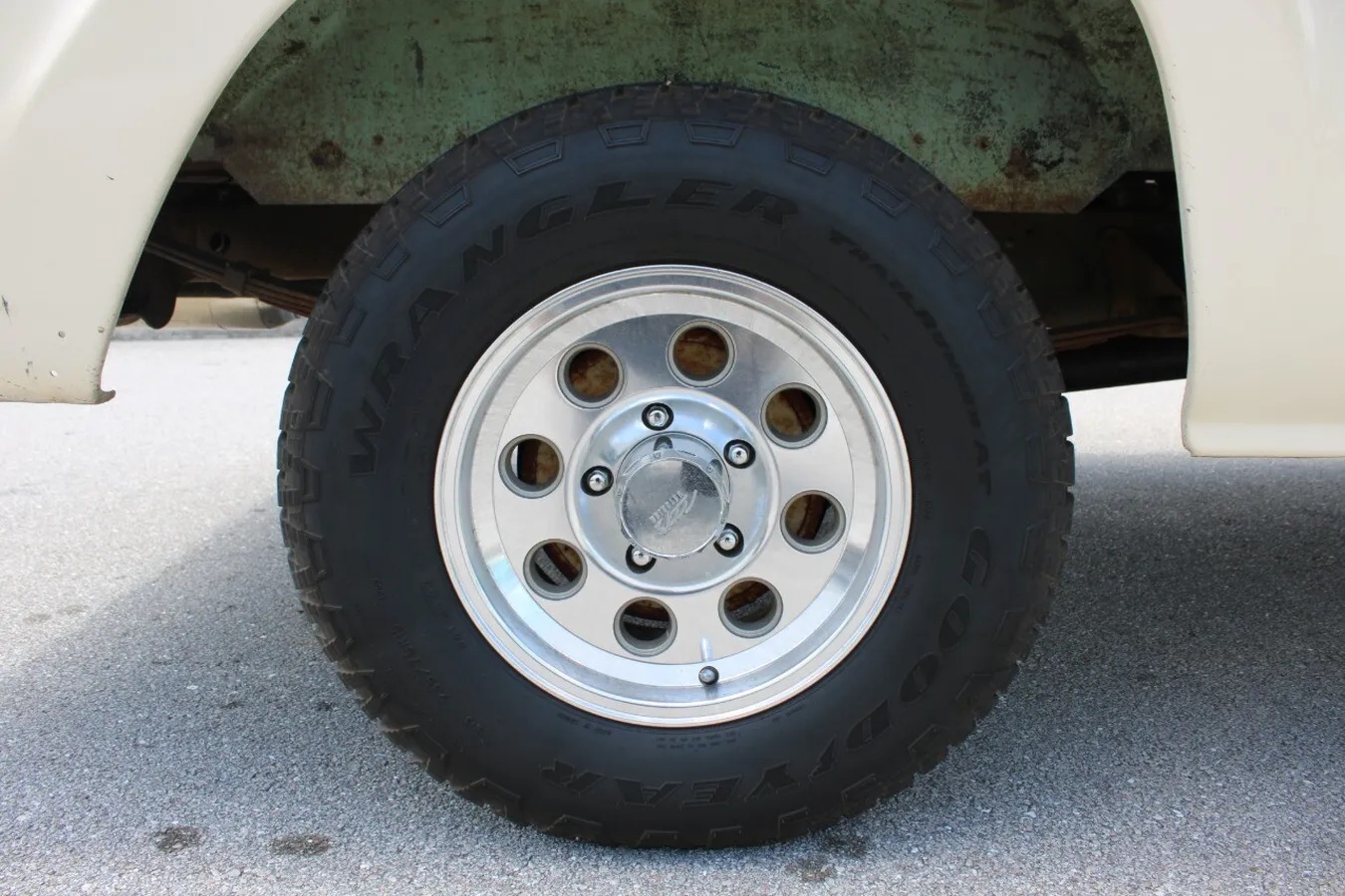 Ford-F-series-1958-Cream-And-Teal-Cream-And-Teal-4