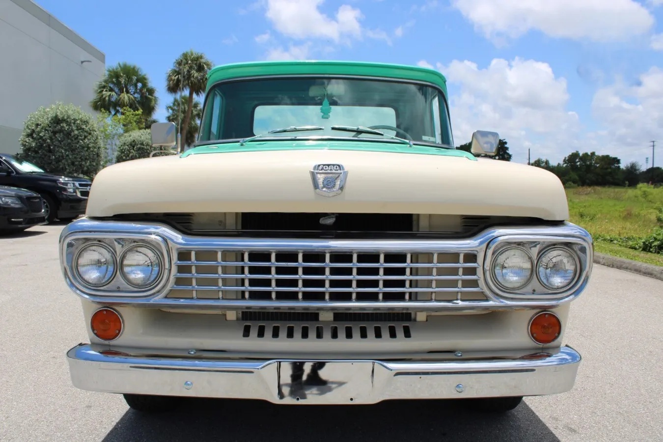 Ford-F-series-1958-Cream-And-Teal-Cream-And-Teal-7