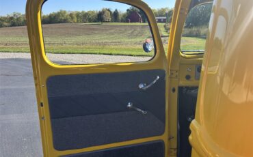 Ford-F1-1940-Yellow-Grey-15