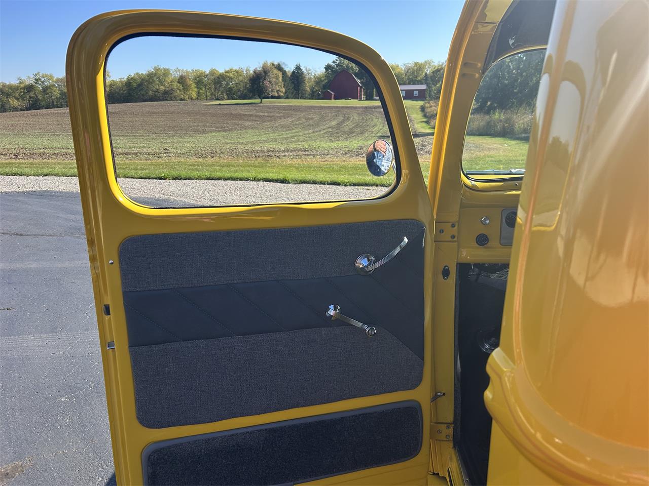 Ford-F1-1940-Yellow-Grey-15