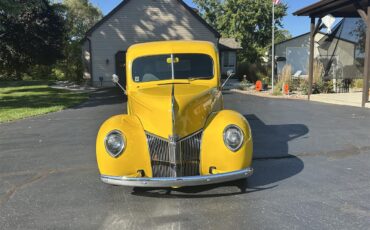 Ford-F1-1940-Yellow-Grey-2