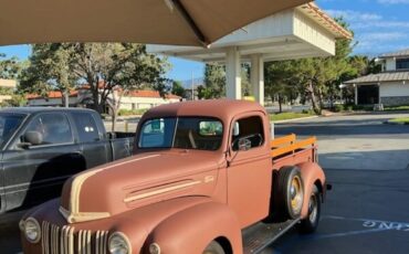 Ford-F1-1947-Terracotta-Primer-Tan-Leather-Trim