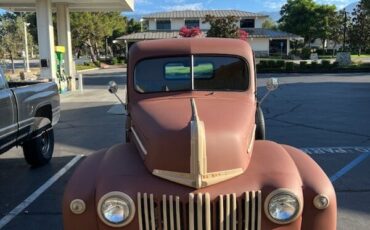 Ford-F1-1947-Terracotta-Primer-Tan-Leather-Trim