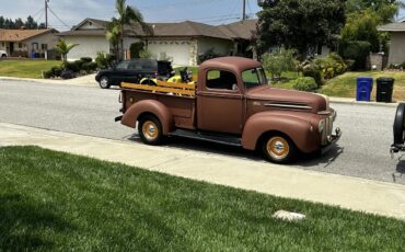 Ford-F1-1947-Terracotta-Primer-Tan-Leather-Trim-5