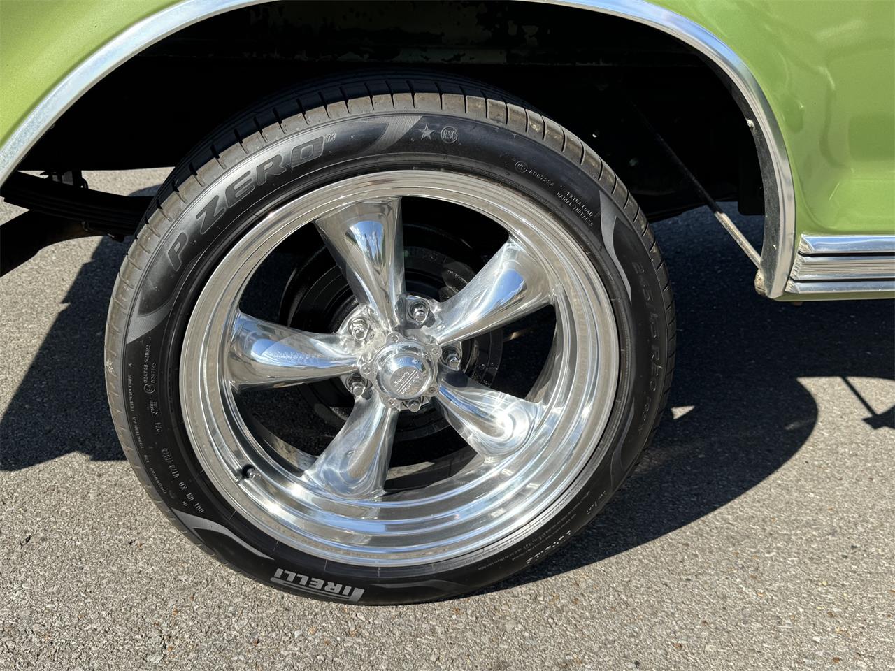 Ford-F100-1976-Medium-Glow-Green-Green-Vinyl-14