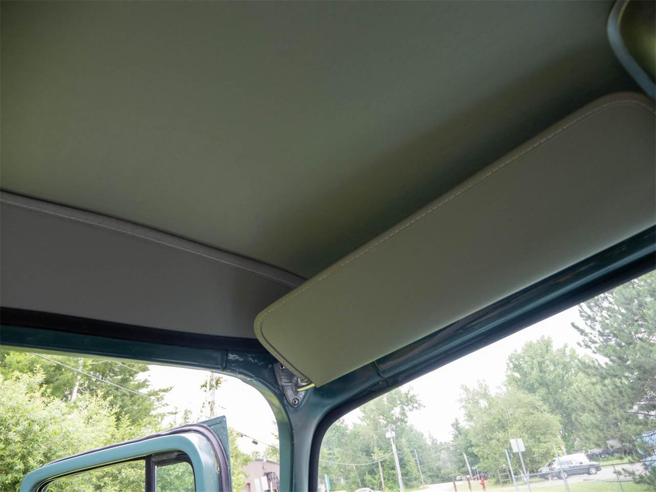 Ford-F250-1956-Green-Tan-39