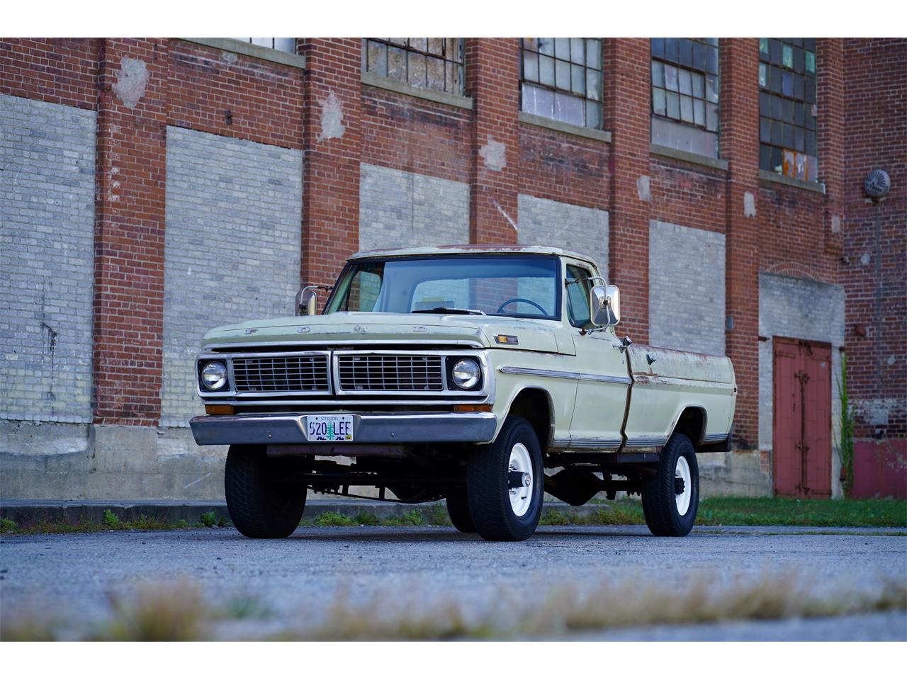 Ford-F250-1970-New-Lime-New-LimeBlack-11