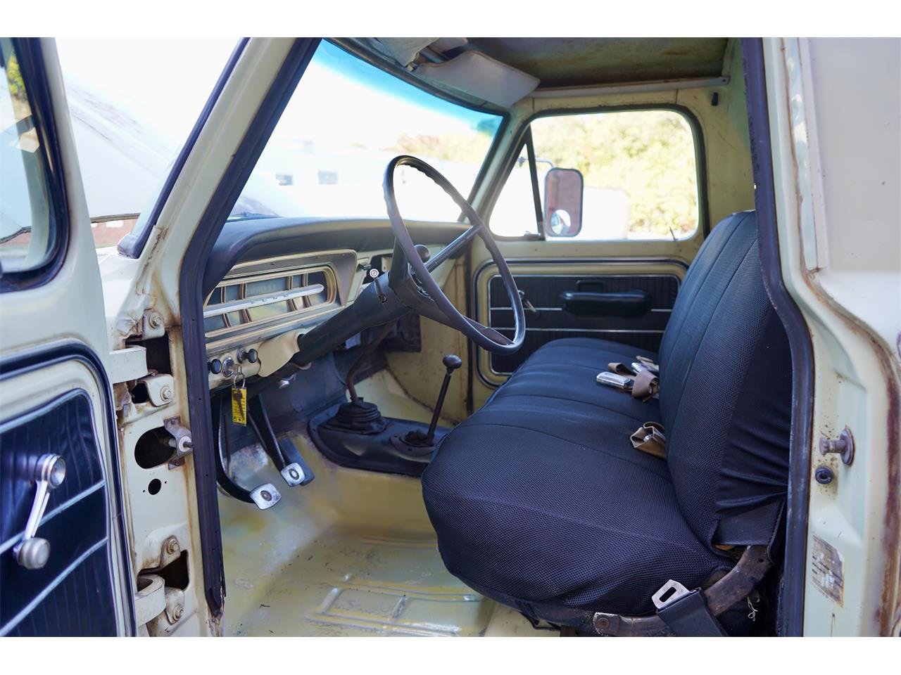 Ford-F250-1970-New-Lime-New-LimeBlack-13