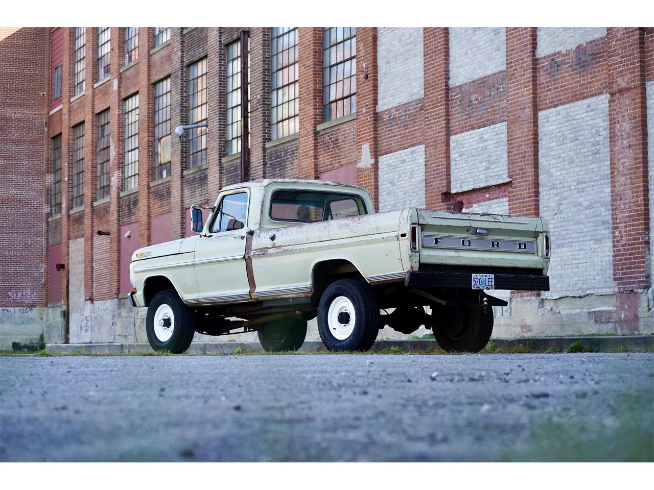 Ford-F250-1970-New-Lime-New-LimeBlack-8