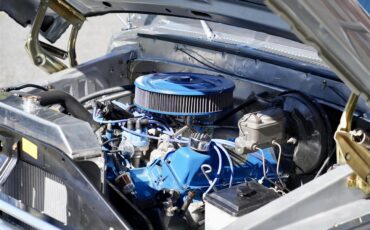 Ford-F250-1977-Silver-Metallic-Blue-Knit-Vinyl-35