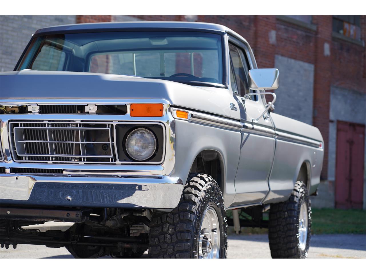 Ford-F250-1977-Silver-Metallic-Blue-Knit-Vinyl-7
