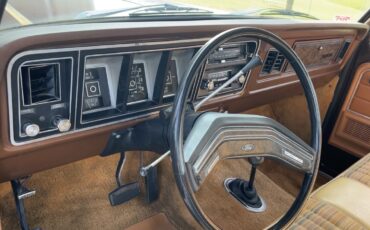 Ford-F250-1978-37