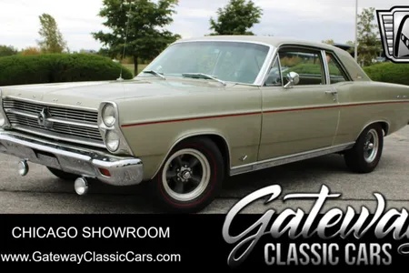 Ford-Fairlane-1956-1