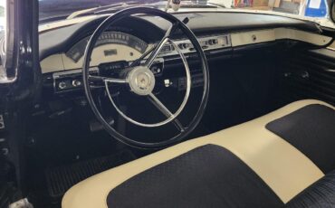 Ford-Fairlane-1957-33